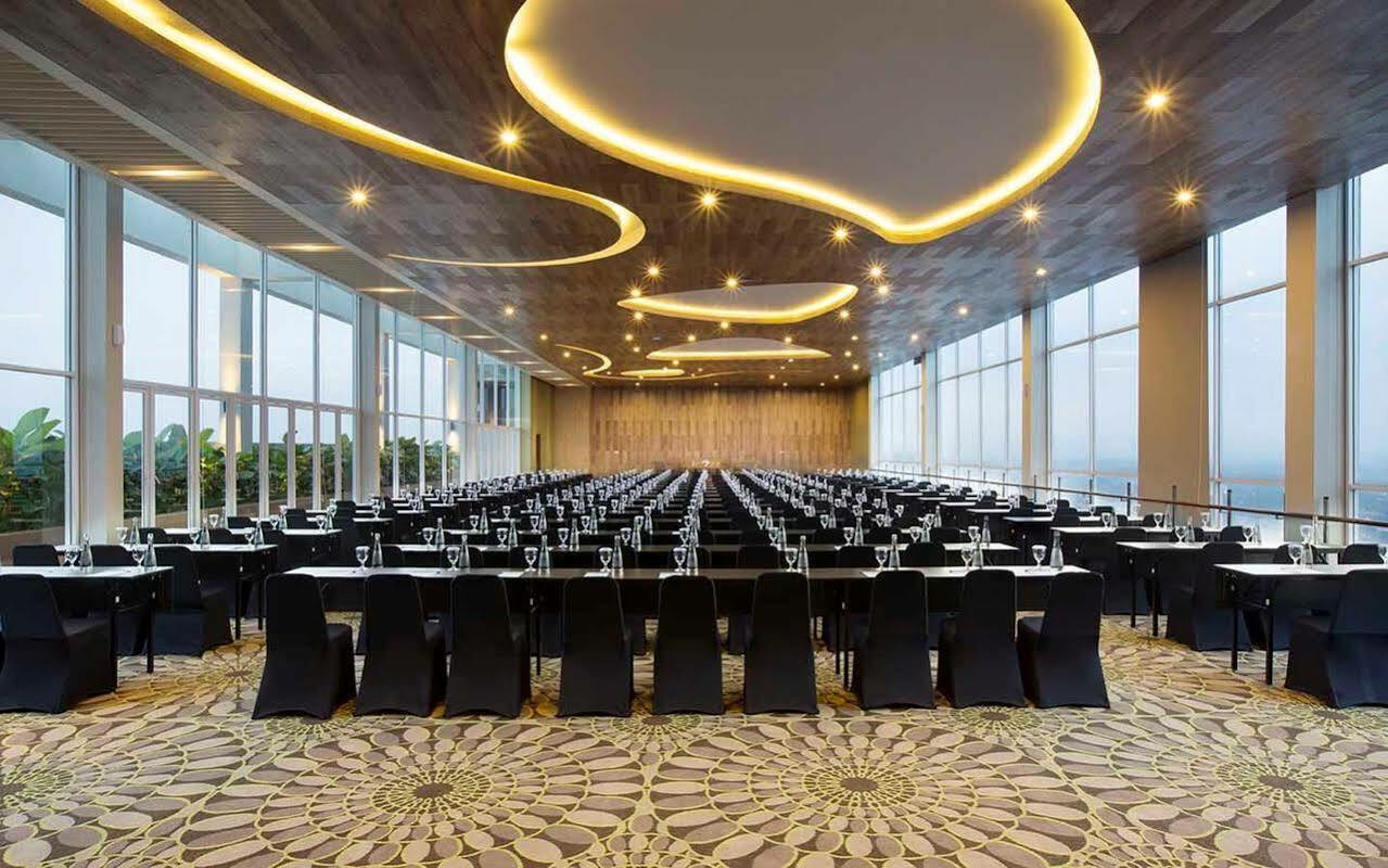 Swiss-Belcourt Bogor Hotel Ngoại thất bức ảnh